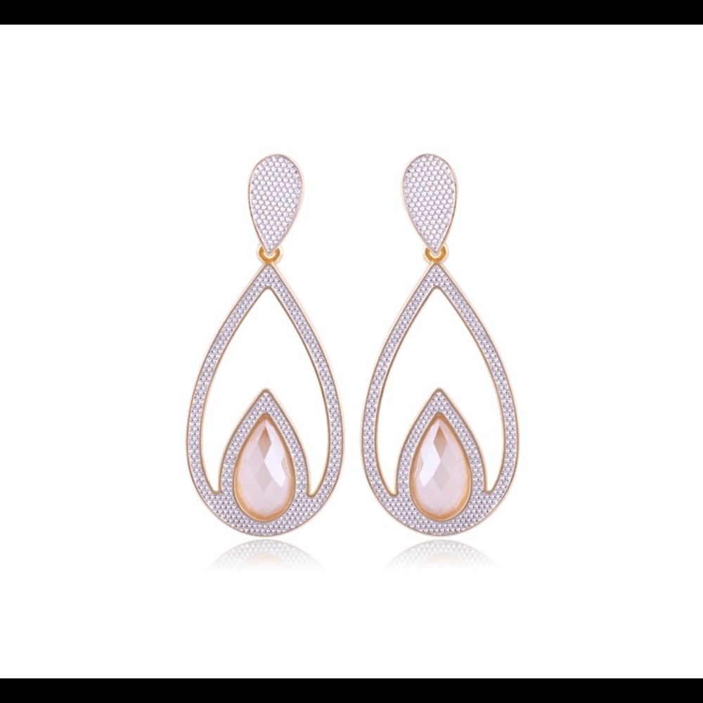 18K Gold-plated Earrings with Milk Quartz